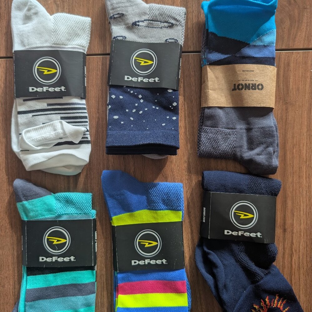 [New] 6 pairs of DeFeet Aireator 6" Cycling socks - Size L (US Men's 9.5-11.5)